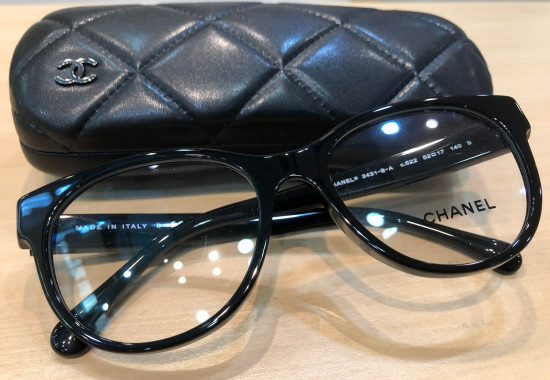 シャネルCH2186チェーンをモチーフにした豪華な丸メガネです。 | 飯塚 