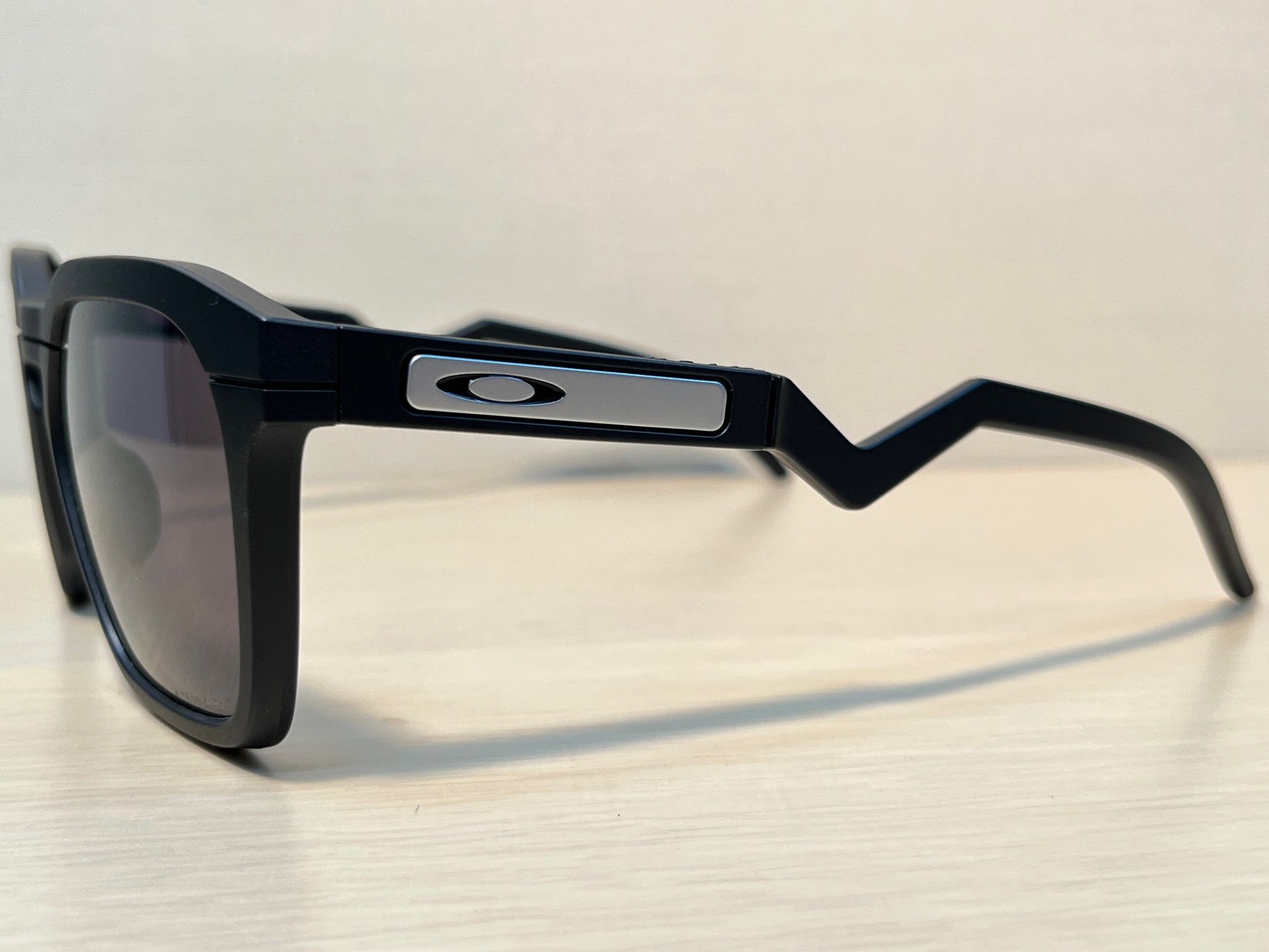 オークリーHSTNSQOO9533サングラスメガネのサトー佐藤眼鏡店福岡県飯塚市イオン穂波店