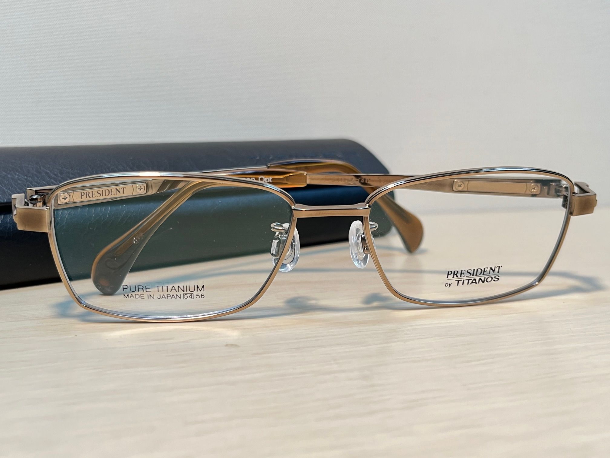 チタノスプレジデントT-2155メガネのサトー佐藤眼鏡店福岡県飯塚市イオン穂波店